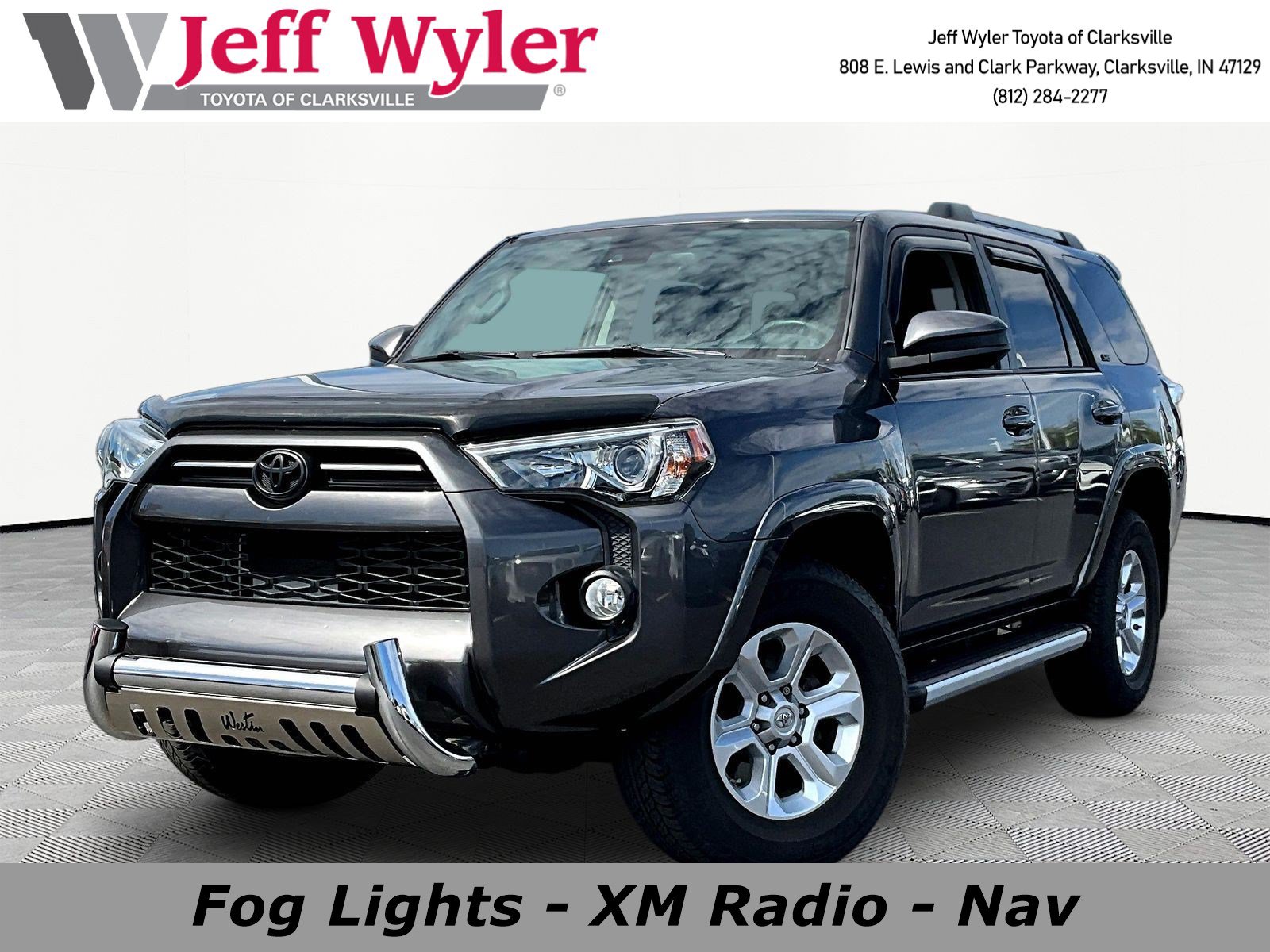 Used 2020 Toyota 4Runner SR5 AWD/4WD image 1