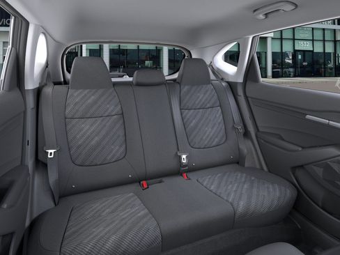 New 2026 Kia Seltos LX image 17