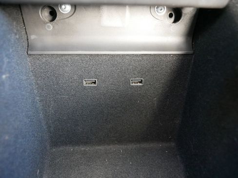 Used 2019 Tesla Model 3 Long Range image 33