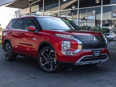 New 2025 Mitsubishi Outlander SE