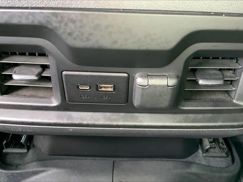 Used 2022 Chevrolet Silverado 1500 RST w/ Texas Edition Plus AWD/4WD image 36
