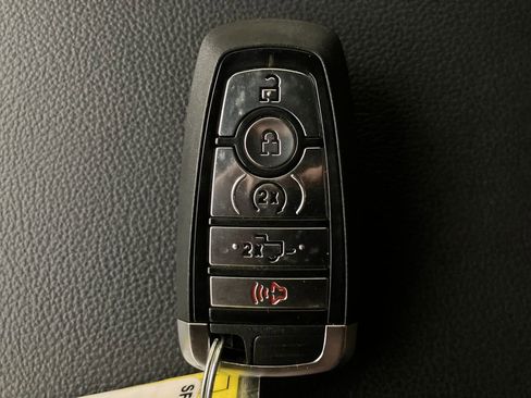 Used 2025 Ford F150 Lariat w/ Equipment Group 502A High image 34