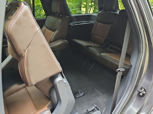 Used 2025 Ford Expedition King Ranch AWD/4WD image 24