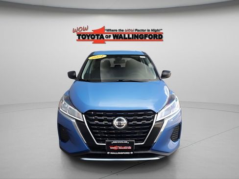 Used 2021 Nissan Kicks S FWD image 7