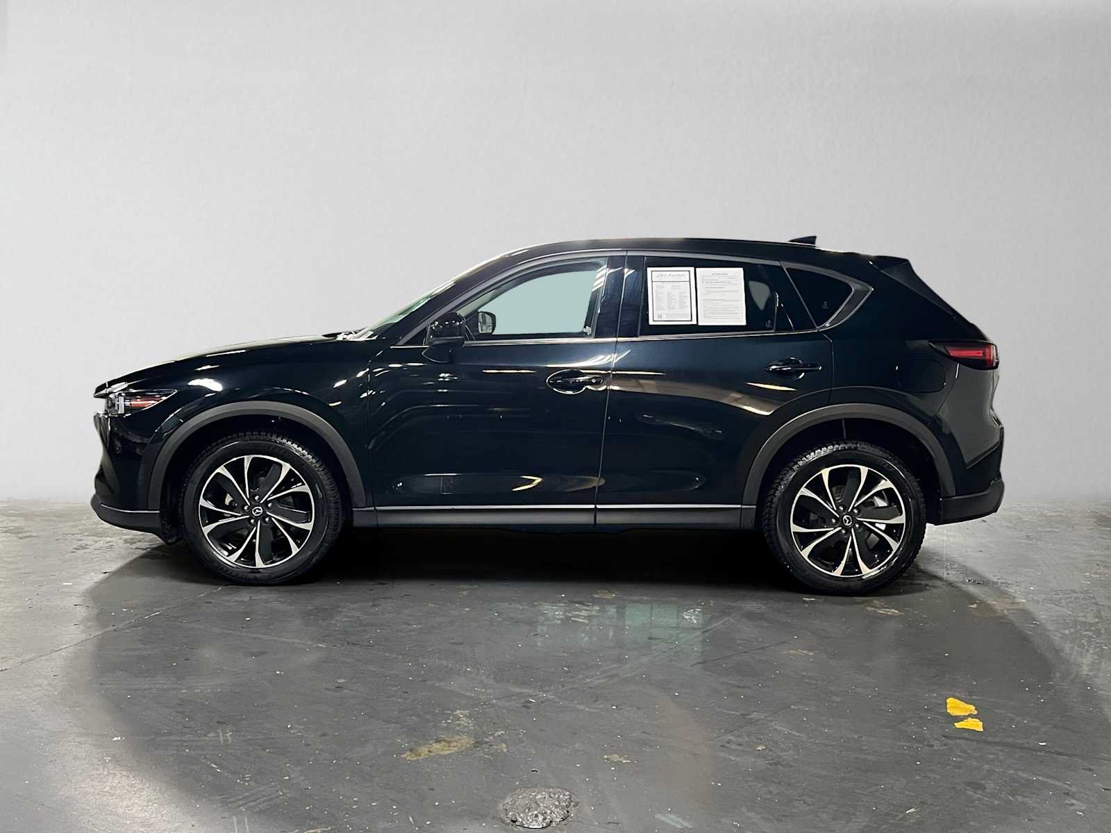 Used 2023 MAZDA CX-5 AWD 2.5 S w/ Premium Package image 6