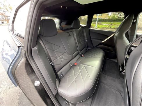 Used 2025 BMW iX xDrive50 image 28