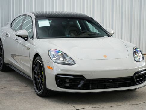Used 2023 Porsche Panamera 4S image 58