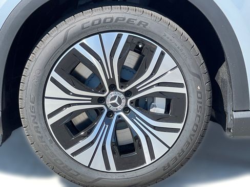 New 2026 Mercedes-Benz EQE 320 4MATIC SUV image 11