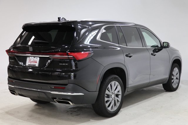 Used 2025 Buick Enclave Preferred FWD image 8