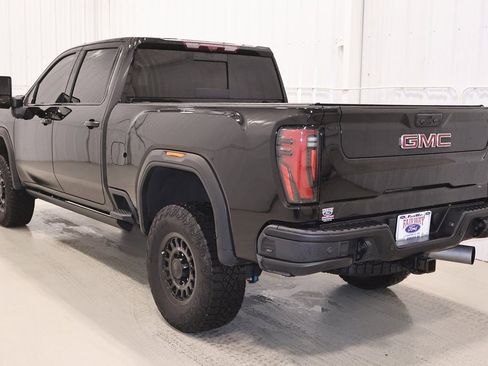 Used 2024 GMC Sierra 2500 AT4X w/ AT4X AEV Edition image 7