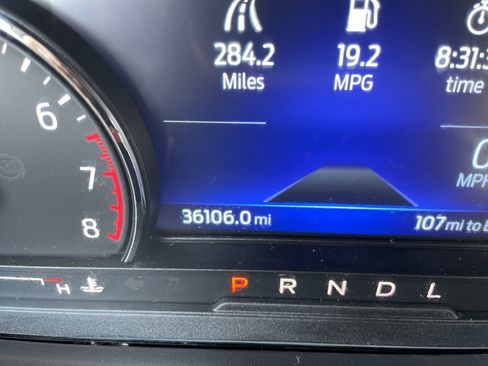 Used 2023 Ford Explorer Limited AWD/4WD image 25