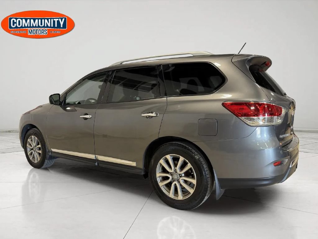 Used 2016 Nissan Pathfinder SL w/ SL Premium Package AWD/4WD image 4