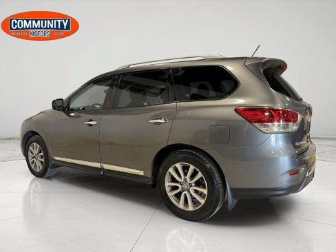 Used 2016 Nissan Pathfinder SL w/ SL Premium Package AWD/4WD image 4