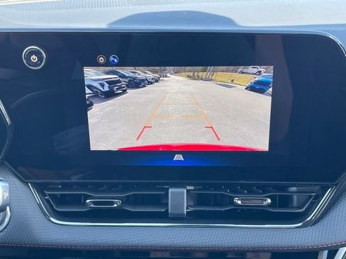 New 2026 Chevrolet Equinox RS w/ Convenience Package III AWD/4WD image 12