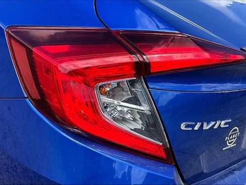 Used 2020 Honda Civic Sport image 28