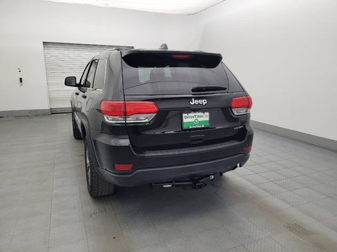 Used 2018 Jeep Grand Cherokee Laredo RWD image 6