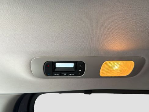 Used 2020 Honda Odyssey Elite image 17