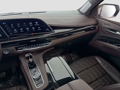 Used 2023 Cadillac Escalade ESV Sport Platinum image 25
