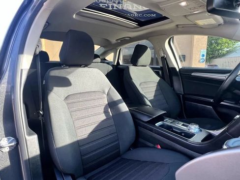 Used 2020 Ford Fusion SE FWD image 28