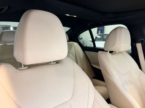 Used 2019 BMW 330i Sedan w/ Convenience Package RWD image 27