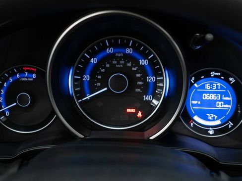 Used 2017 Honda Fit EX image 16