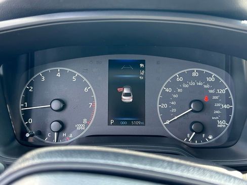 Used 2025 Toyota Corolla LE FWD image 28