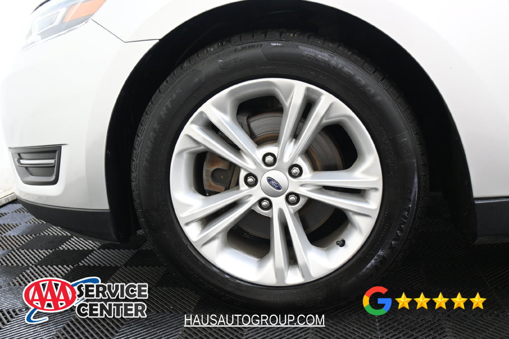 Used 2016 Ford Taurus SEL w/ Equipment Group 201A AWD/4WD image 32