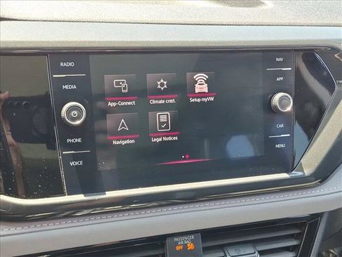 Certified 2022 Volkswagen Taos SEL AWD/4WD image 13