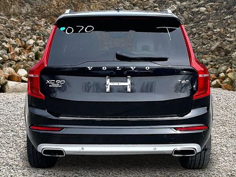 Used 2021 Volvo XC90 T6 Momentum w/ Protection Package Premier AWD/4WD image 4