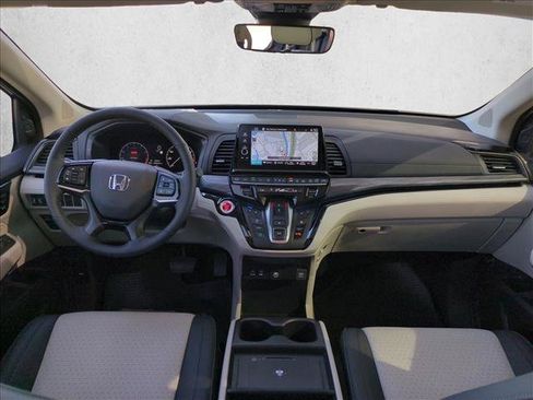 Certified 2026 Honda Odyssey Elite image 20