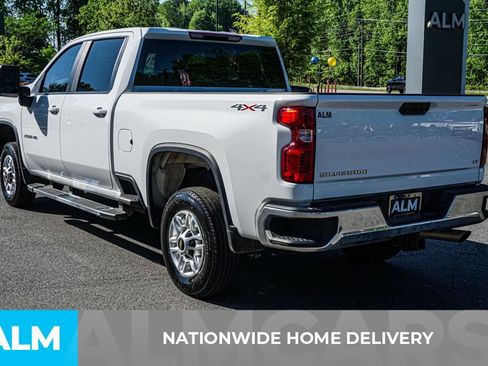 Used 2025 Chevrolet Silverado 2500 LT w/ Convenience Package AWD/4WD image 5