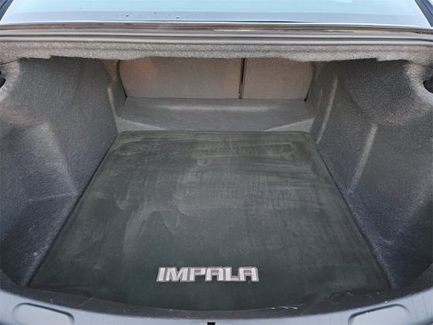 Used 2016 Chevrolet Impala LT w/ Convenience Package image 18