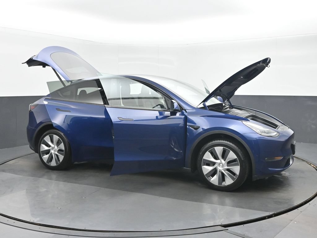 Used 2020 Tesla Model Y Long Range AWD/4WD image 39