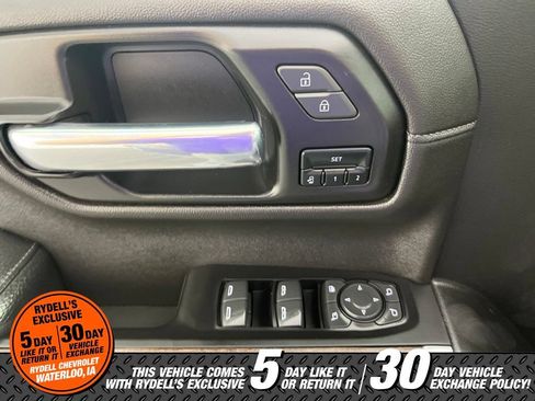 Used 2022 GMC Sierra 1500 Denali w/ Denali Premium Package AWD/4WD image 25