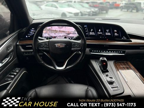 Used 2023 Cadillac Escalade ESV Luxury AWD/4WD image 21