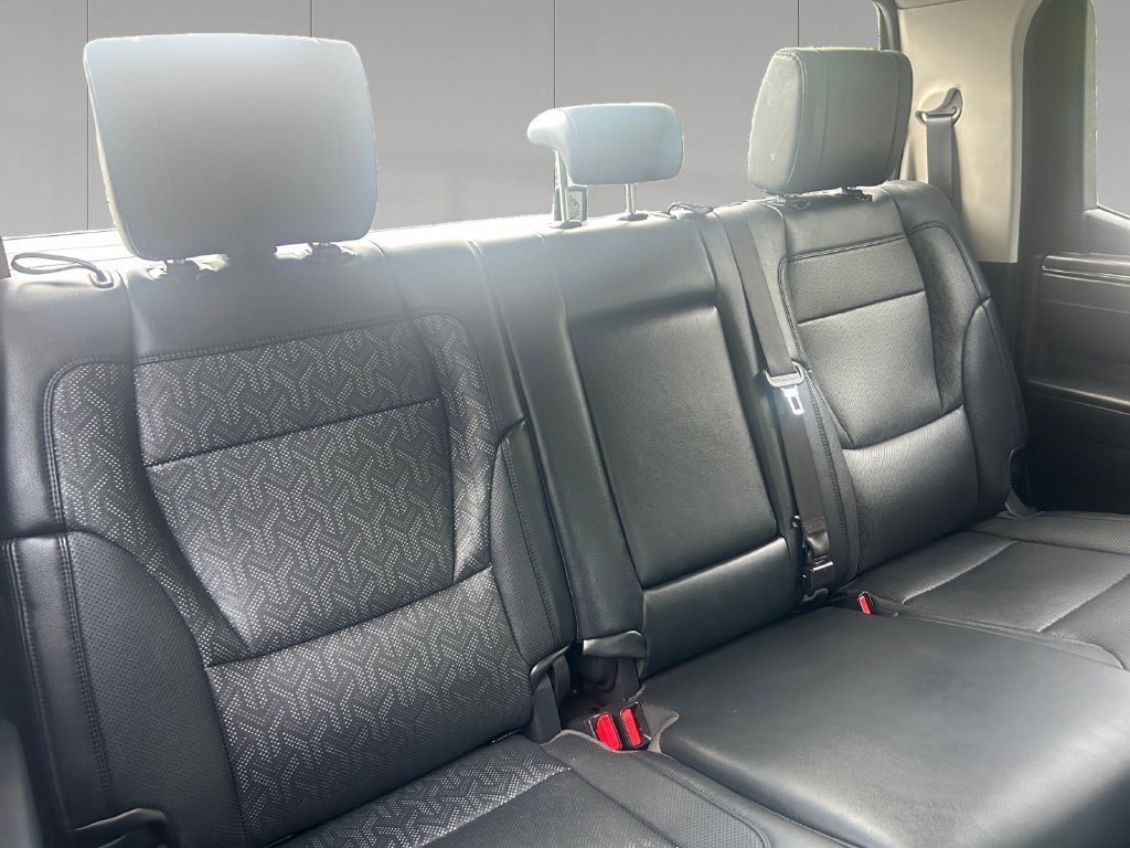 Used 2024 Toyota Tundra Limited AWD/4WD image 19
