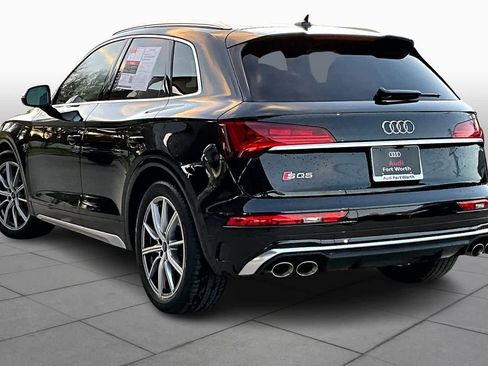 Used 2025 Audi SQ5 Prestige w/ Prestige Package image 10
