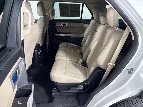 Certified 2021 Ford Explorer Limited w/ Equipment Group 301A image 31