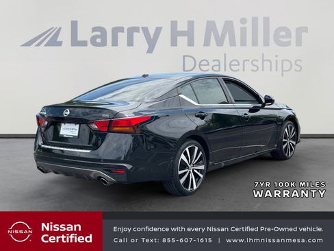 Certified 2022 Nissan Altima 2.5 SR FWD image 5