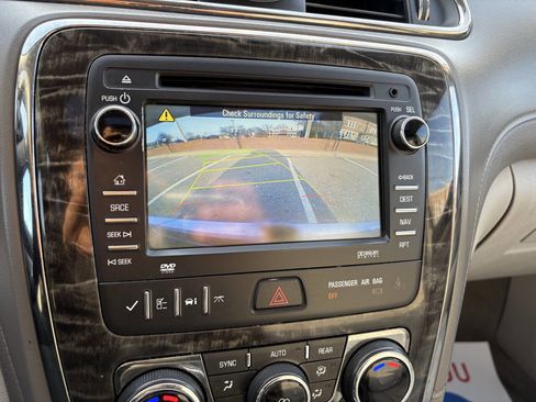 Used 2014 Buick Enclave Leather image 39
