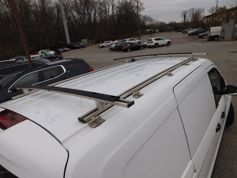 Used 2019 Ford Transit Connect XL image 11