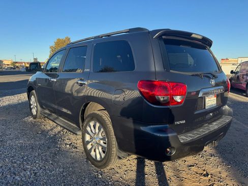 Used 2008 Toyota Sequoia Platinum RWD image 3