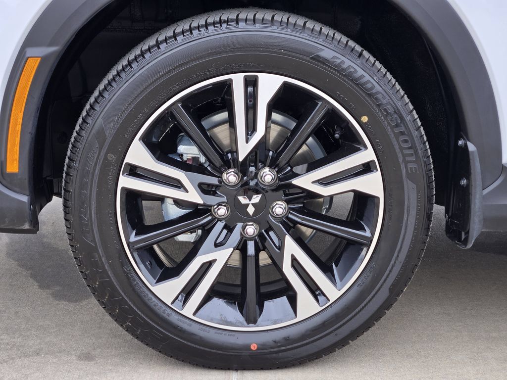 Used 2026 Mitsubishi Eclipse Cross SE AWD/4WD image 9