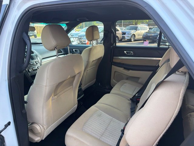 Used 2016 Ford Explorer FWD image 29