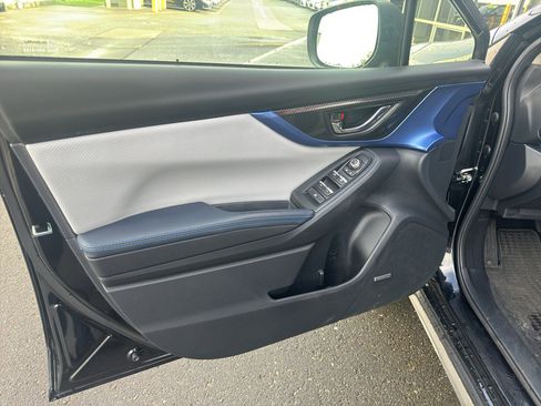 Used 2019 Subaru Crosstrek Hybrid w/ Moonroof Package w/Navigation image 6