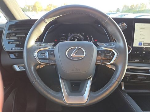 Used 2023 Lexus RX 350h image 36