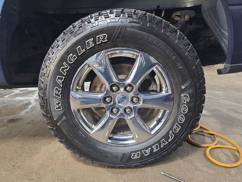 Used 2019 Ford F150 XLT w/ Equipment Group 301A Mid image 31