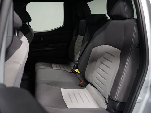 Used 2024 Toyota Tacoma TRD Sport image 31