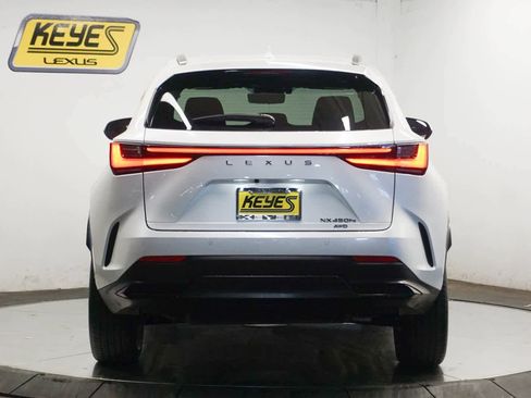 Used 2024 Lexus NX 450h+ Luxury image 3