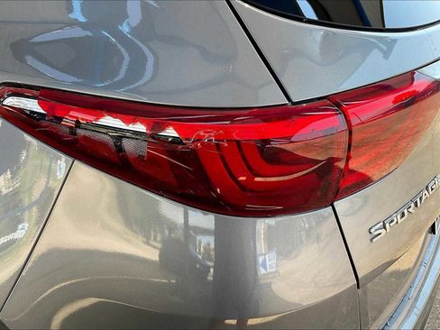 Used 2019 Kia Sportage SX image 28